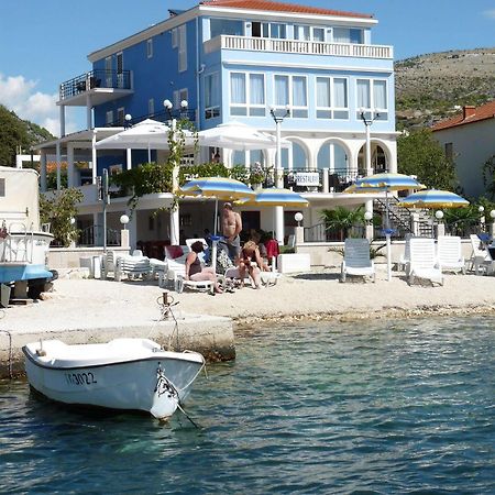 Villa Mediterana Seget Vranjica Buitenkant foto