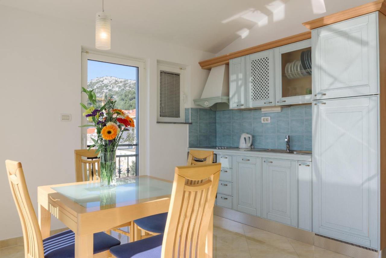 Villa Mediterana Seget Vranjica Buitenkant foto