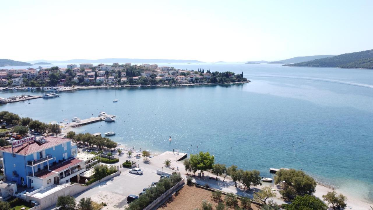 Villa Mediterana Seget Vranjica Buitenkant foto